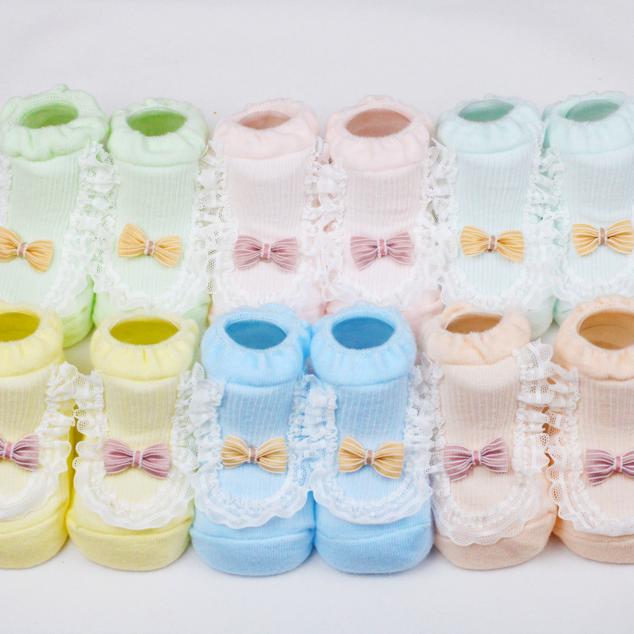BABY BOOTIES
